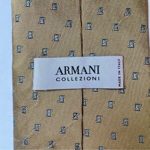 Giorgio Armani Collezioni 100% Silk Gold Neck Tie Made In Italy Luxury Designer
